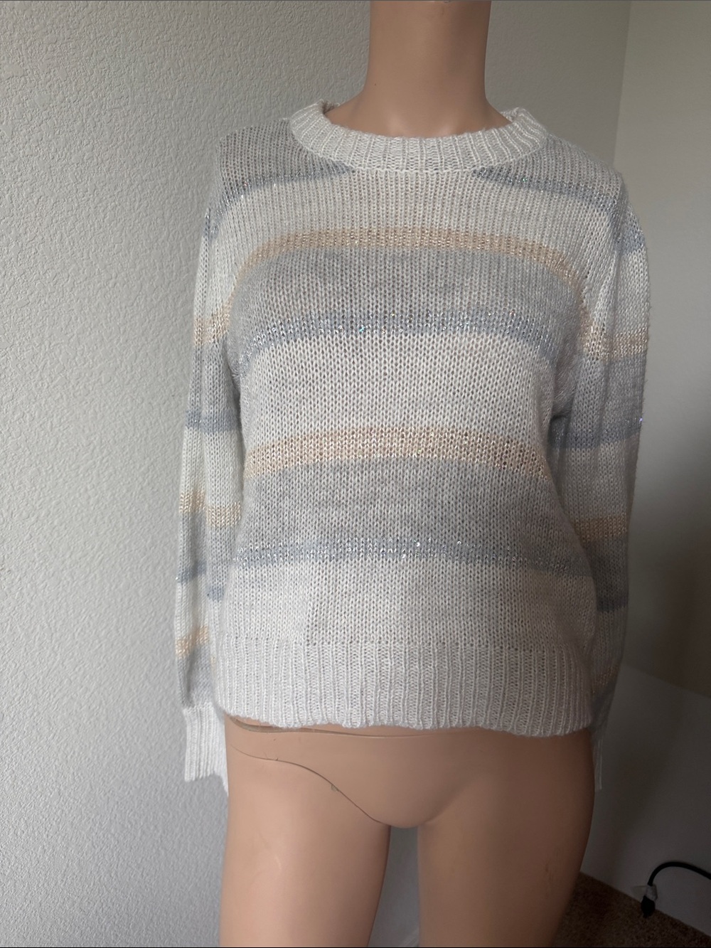 LC Lauren Conrad Light Gray Scoop Neck Knit Sweater Medium